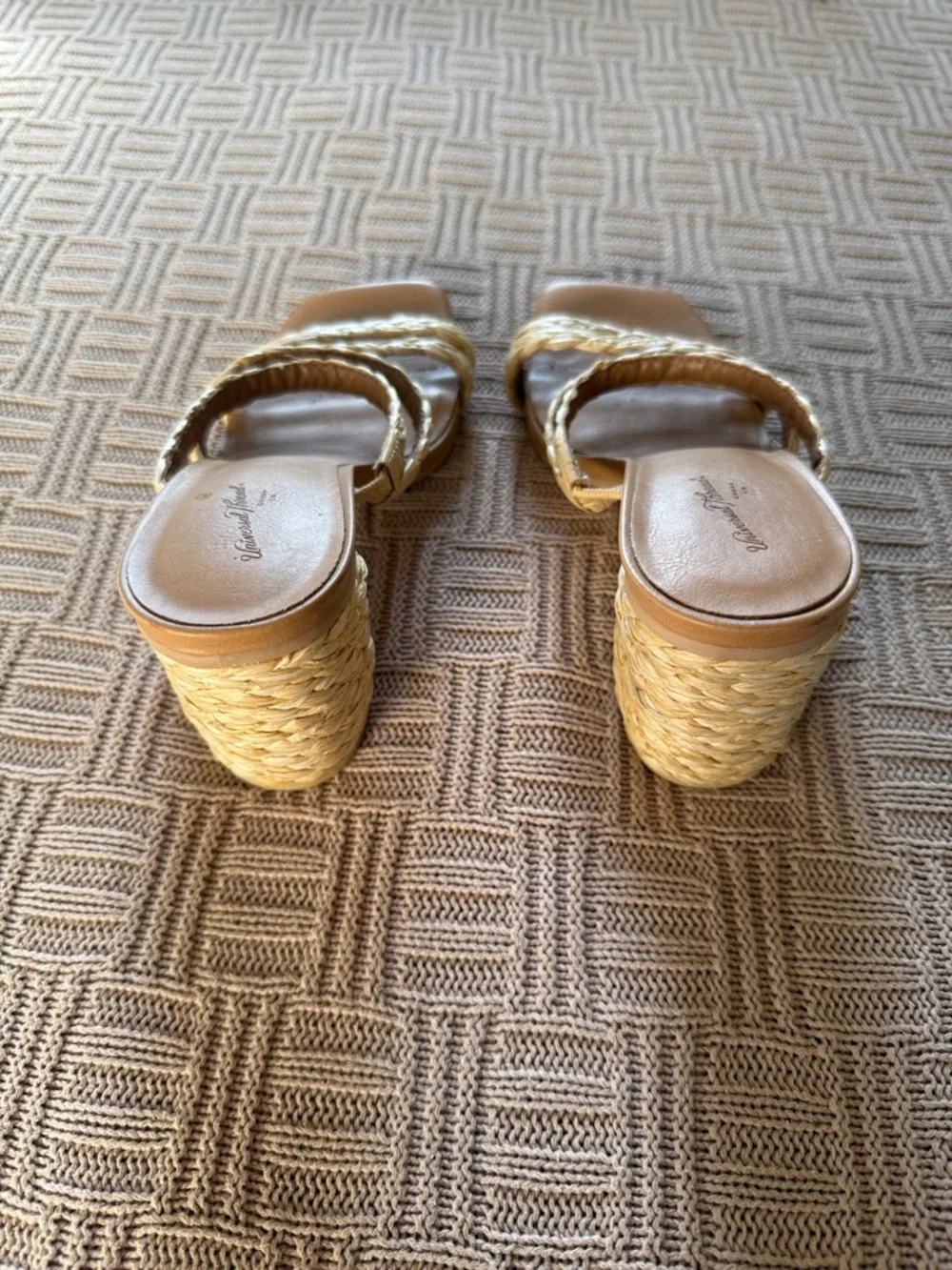 Universal Thread Braided Straw Block Heel Sandals in Tan - Picture 2 of 7